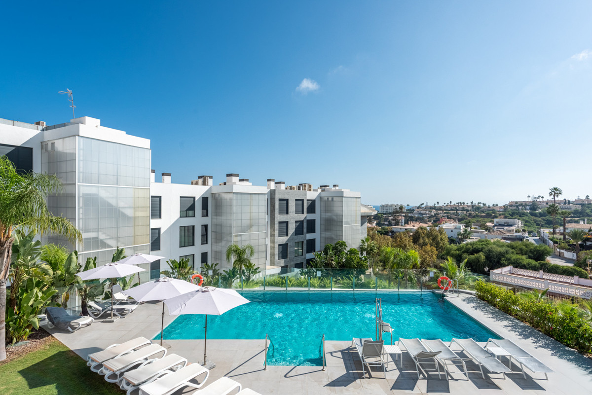 Te koop Middle Floor Apartment Costa Del Sol Fuengirola € 589.000,-