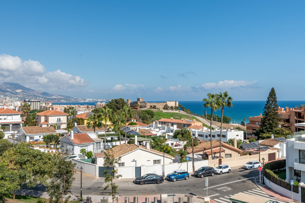 Te koop Middle Floor Apartment Costa Del Sol Fuengirola € 589.000,-