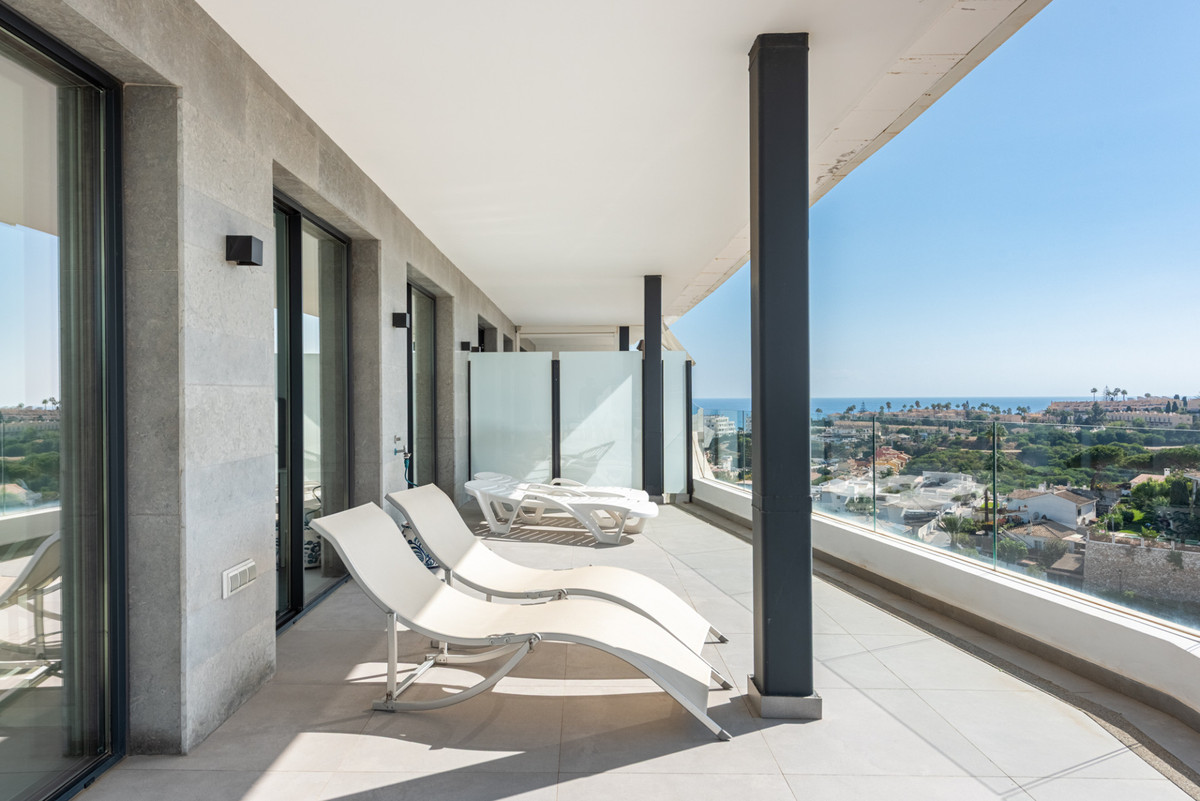 Te koop Middle Floor Apartment Costa Del Sol Fuengirola € 589.000,-