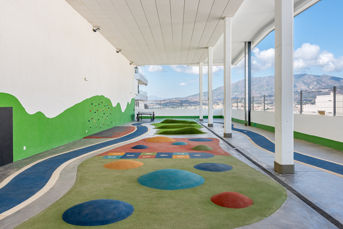 Te koop Middle Floor Apartment Costa Del Sol Fuengirola € 589.000,-