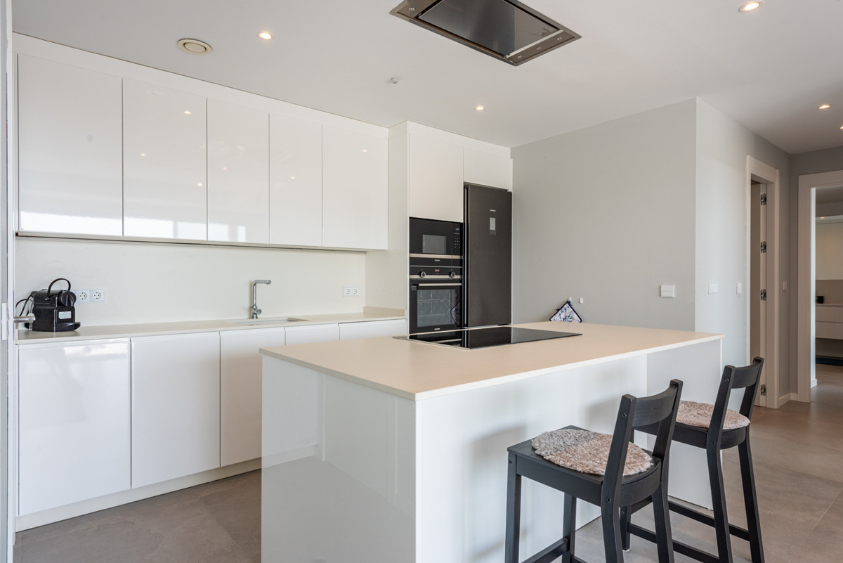 Te koop Middle Floor Apartment Costa Del Sol Fuengirola € 589.000,-