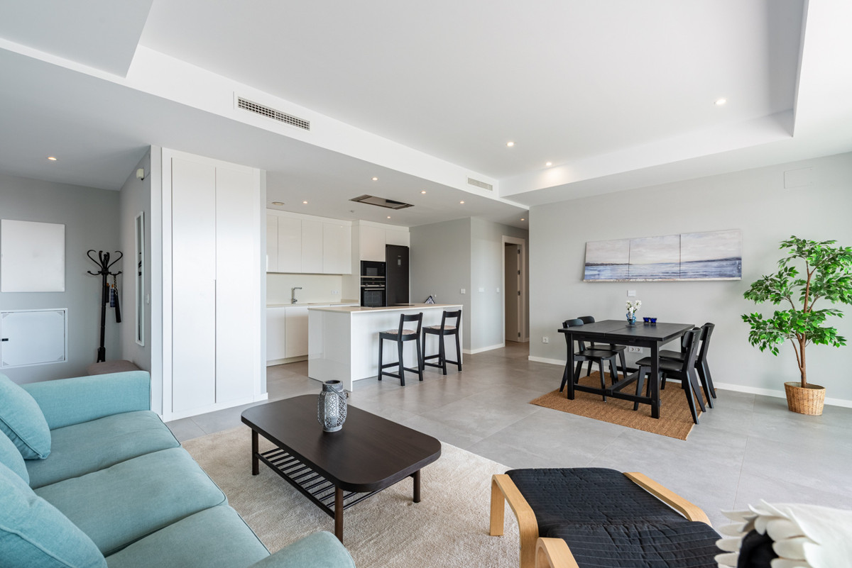 Te koop Middle Floor Apartment Costa Del Sol Fuengirola € 589.000,-