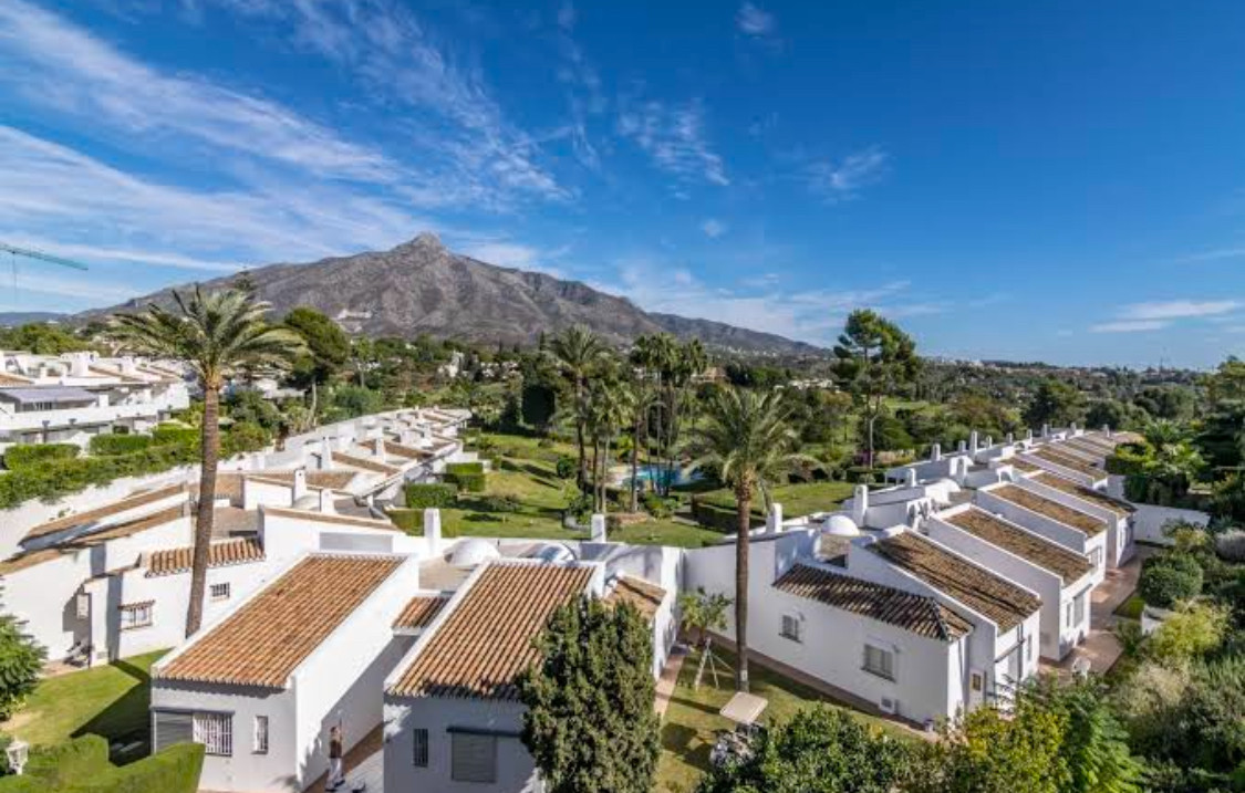 Te koop Gelijkvloers appartement Costa Del Sol Nueva Andalucía € 604.000,-