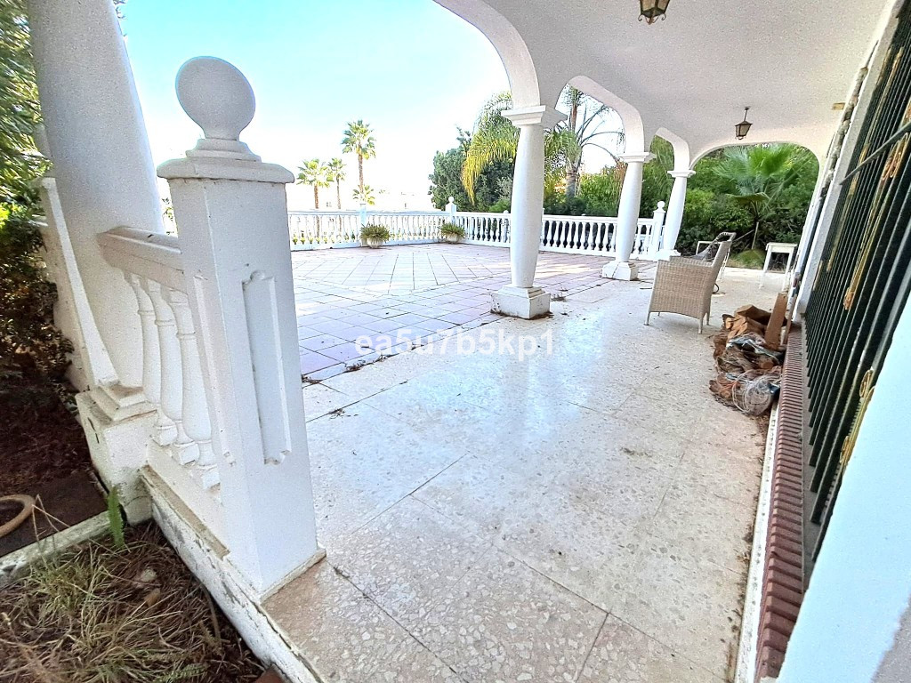 Te koop Vrijstaande Villa Costa Del Sol Estepona € 1.150.000,-