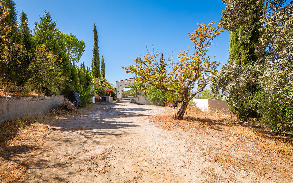 Te koop Finca - Cortijo Costa Del Sol Ronda € 595.000,-