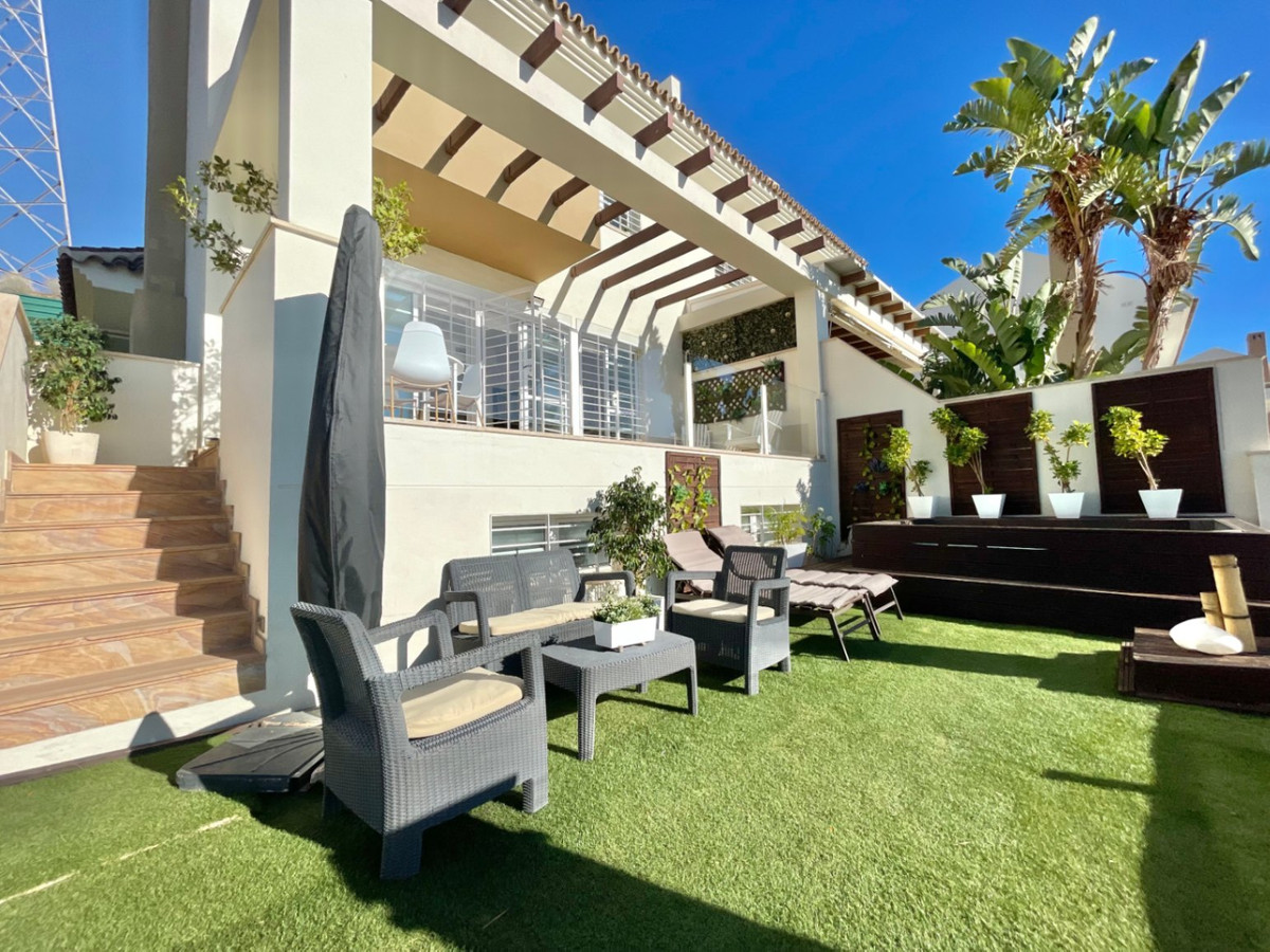 Te koop Half vrijstaand huis Costa Del Sol Málaga € 1.050.000,-