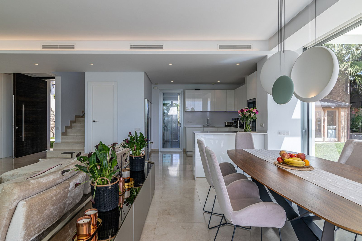 Te koop Vrijstaande Villa Costa Del Sol Río Real € 2.700.000,-