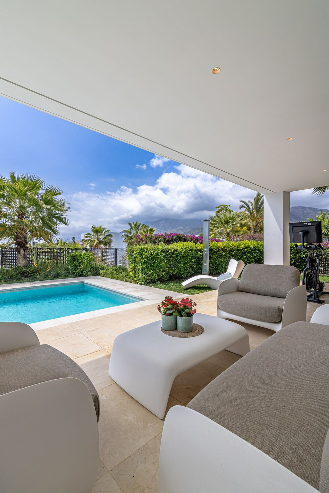 Te koop Vrijstaande Villa Costa Del Sol Río Real € 2.700.000,-