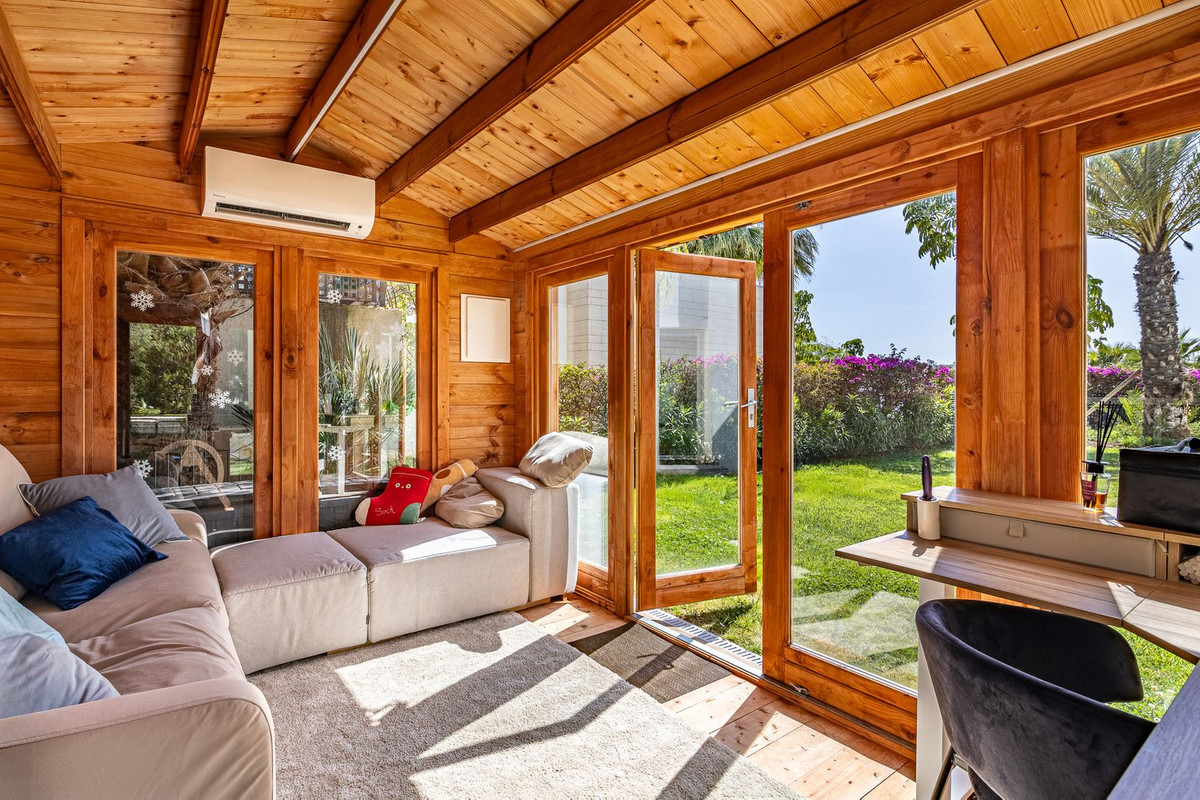 Te koop Vrijstaande Villa Costa Del Sol Río Real € 2.700.000,-