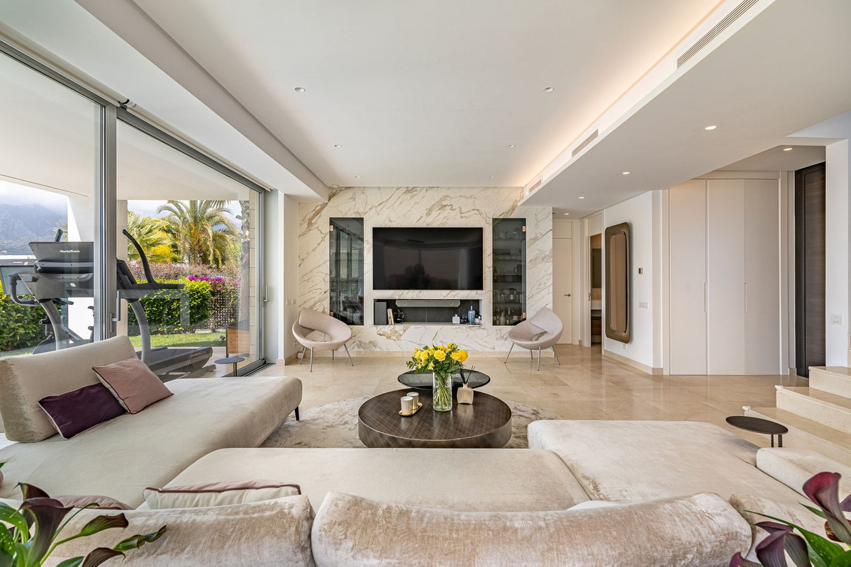 Te koop Vrijstaande Villa Costa Del Sol Río Real € 2.700.000,-