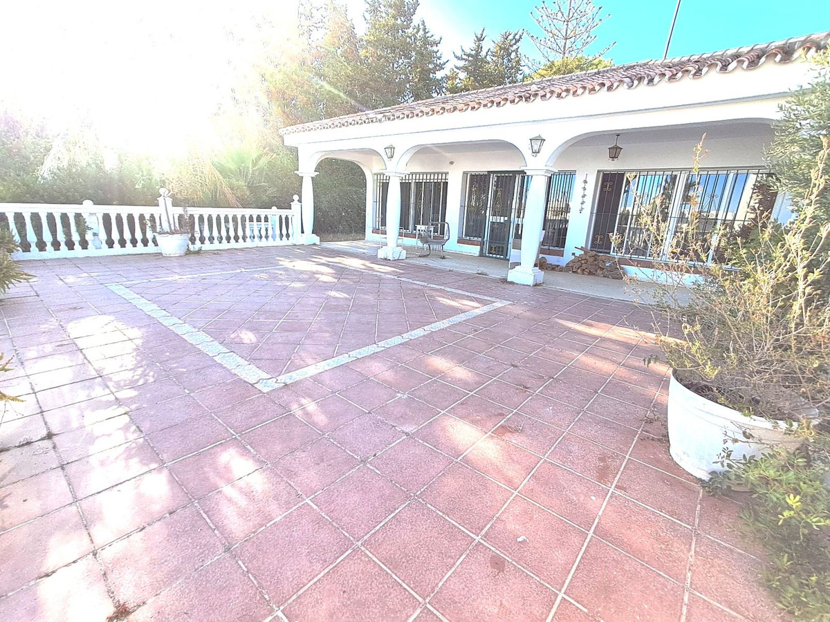 Te koop Vrijstaande Villa Costa Del Sol Estepona € 1.150.000,-