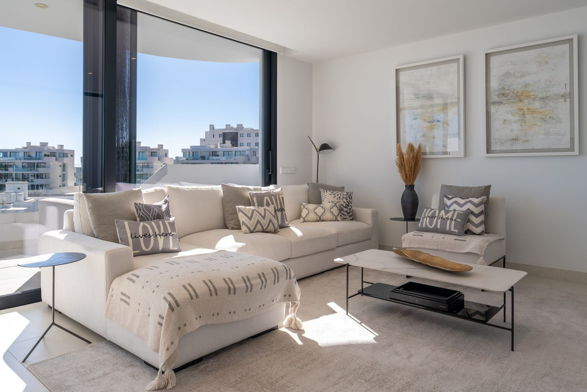 Te koop Middle Floor Apartment Costa Del Sol Fuengirola € 789.000,-