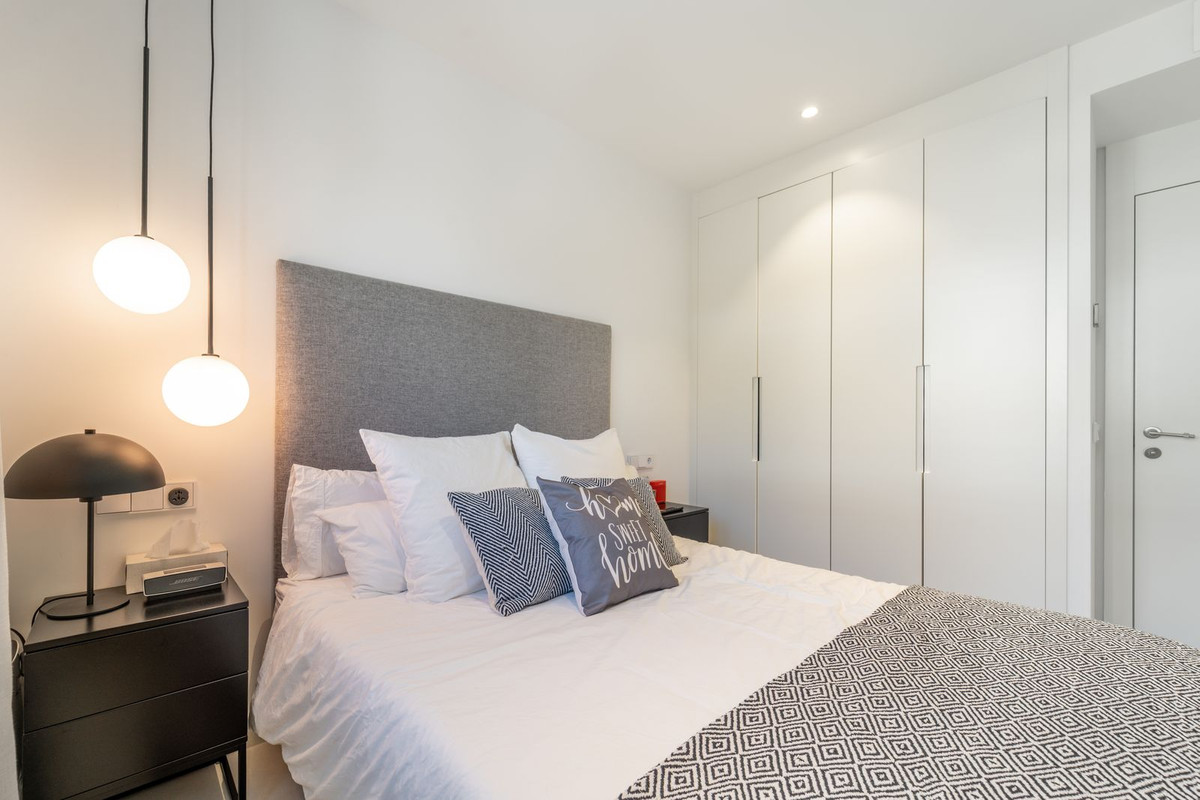 Te koop Middle Floor Apartment Costa Del Sol Fuengirola € 789.000,-