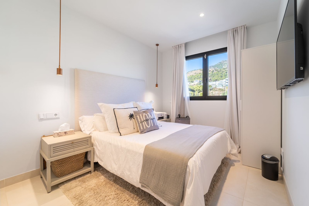 Te koop Middle Floor Apartment Costa Del Sol Fuengirola € 789.000,-