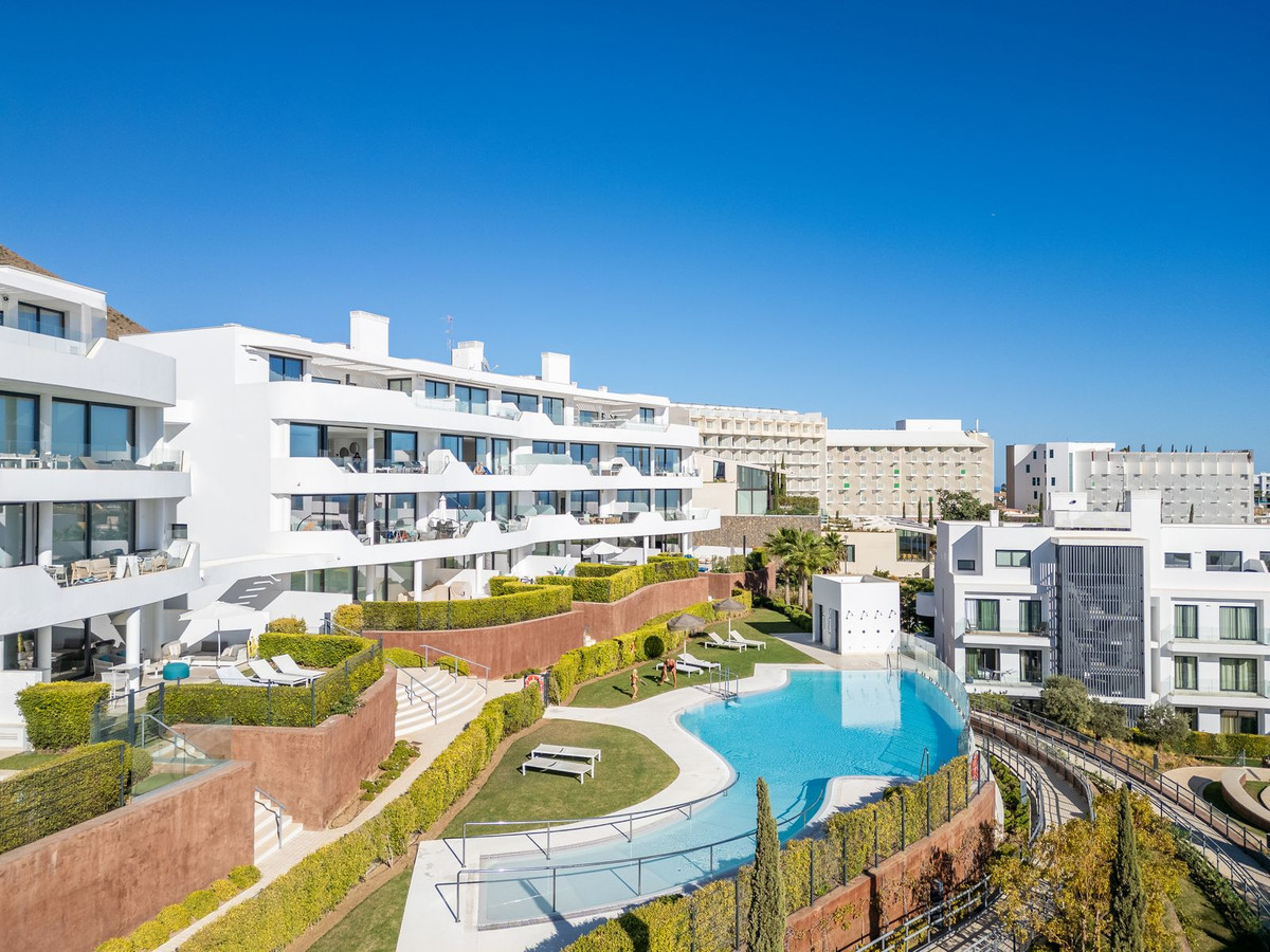 Te koop Middle Floor Apartment Costa Del Sol Fuengirola € 789.000,-