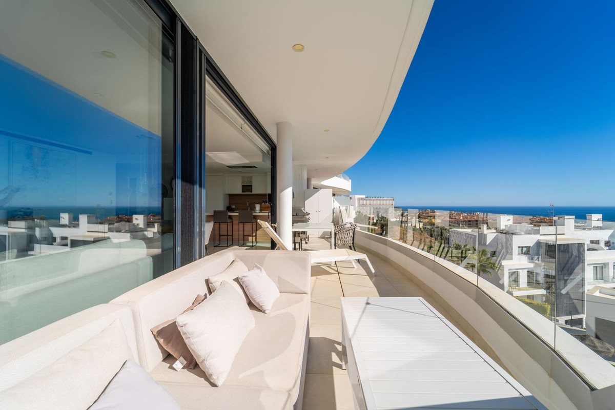 Te koop Middle Floor Apartment Costa Del Sol Fuengirola € 789.000,-