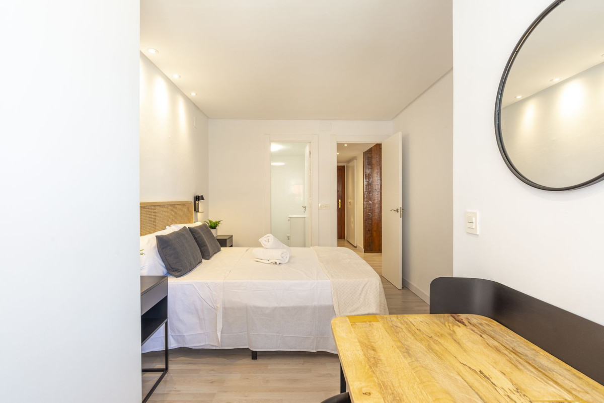 Te koop Middle Floor Apartment Costa Del Sol Torremolinos Centro € 425.000,-