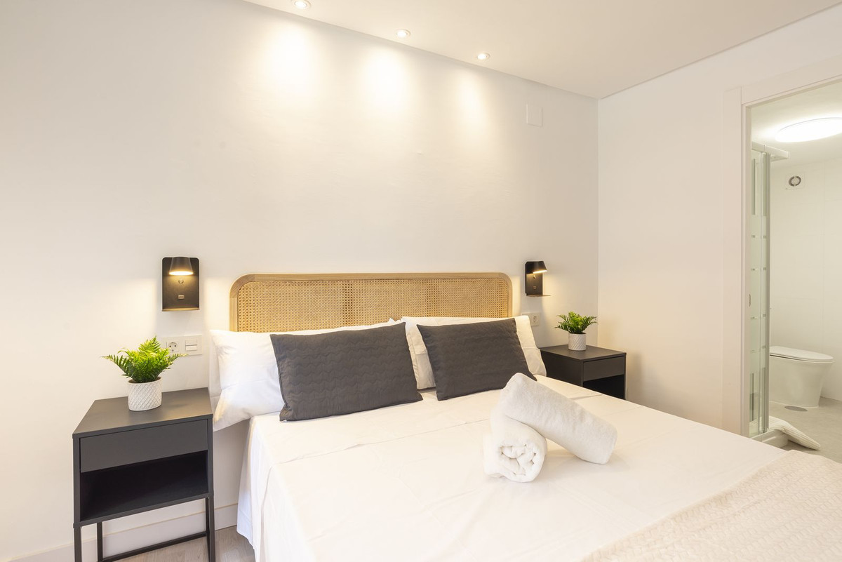 Te koop Middle Floor Apartment Costa Del Sol Torremolinos Centro € 425.000,-