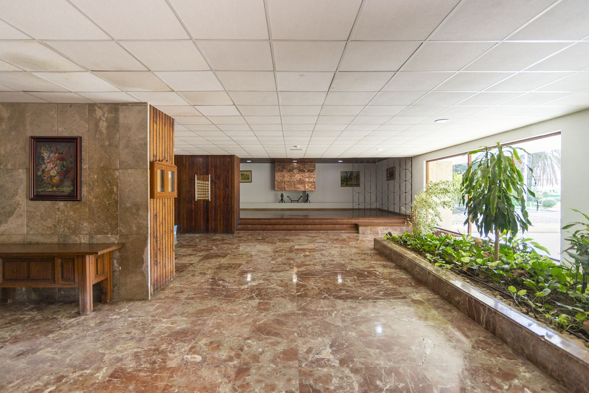 Te koop Middle Floor Apartment Costa Del Sol Torremolinos Centro € 425.000,-