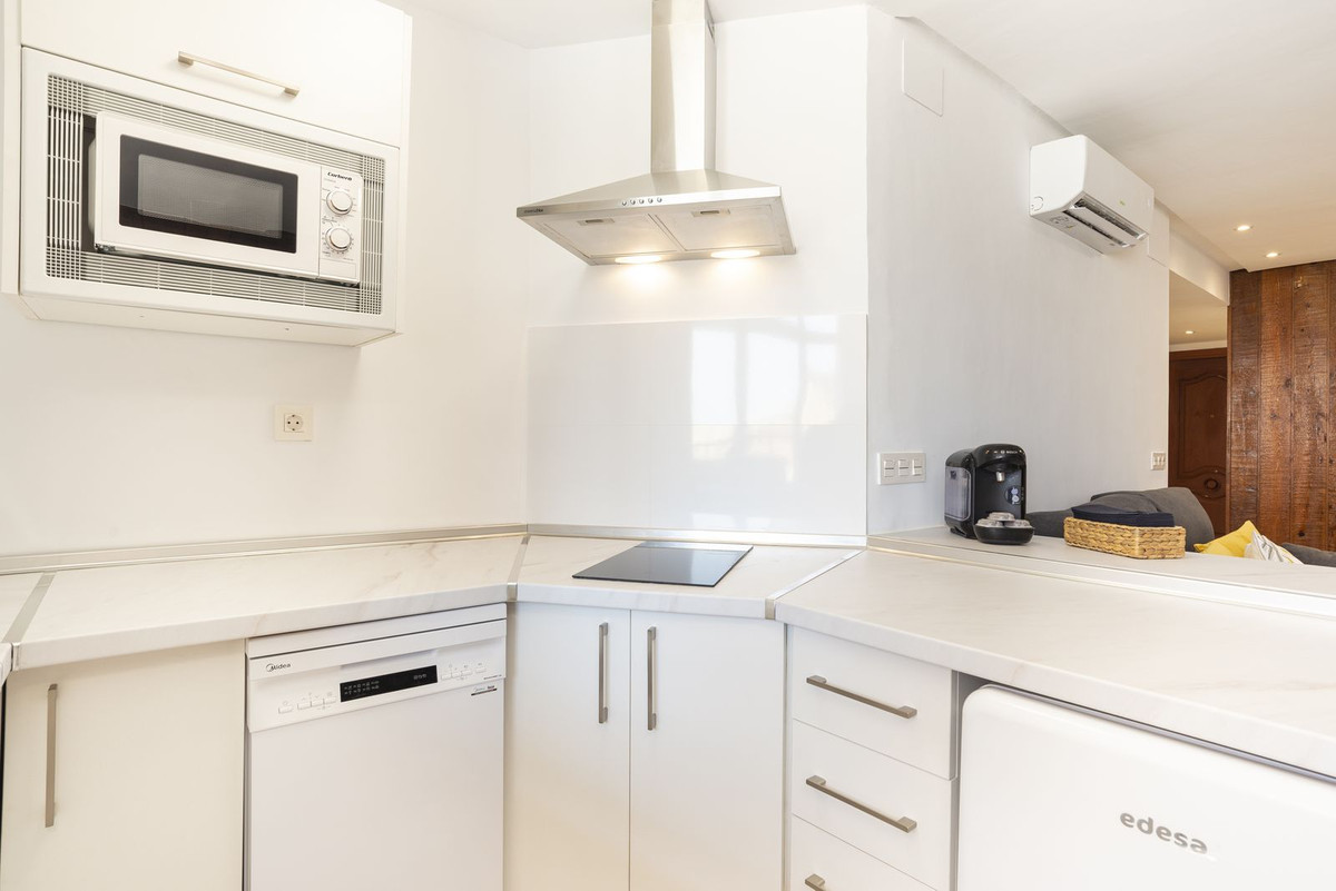 Te koop Middle Floor Apartment Costa Del Sol Torremolinos Centro € 425.000,-