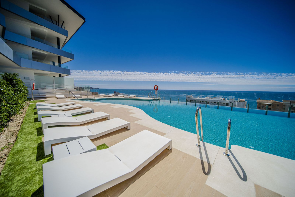 Te koop Middle Floor Apartment Costa Del Sol Fuengirola € 910.000,-