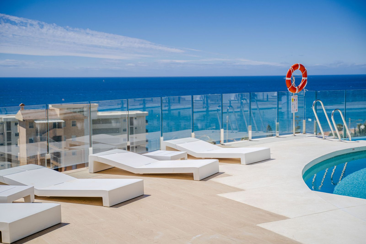 Te koop Middle Floor Apartment Costa Del Sol Fuengirola € 910.000,-