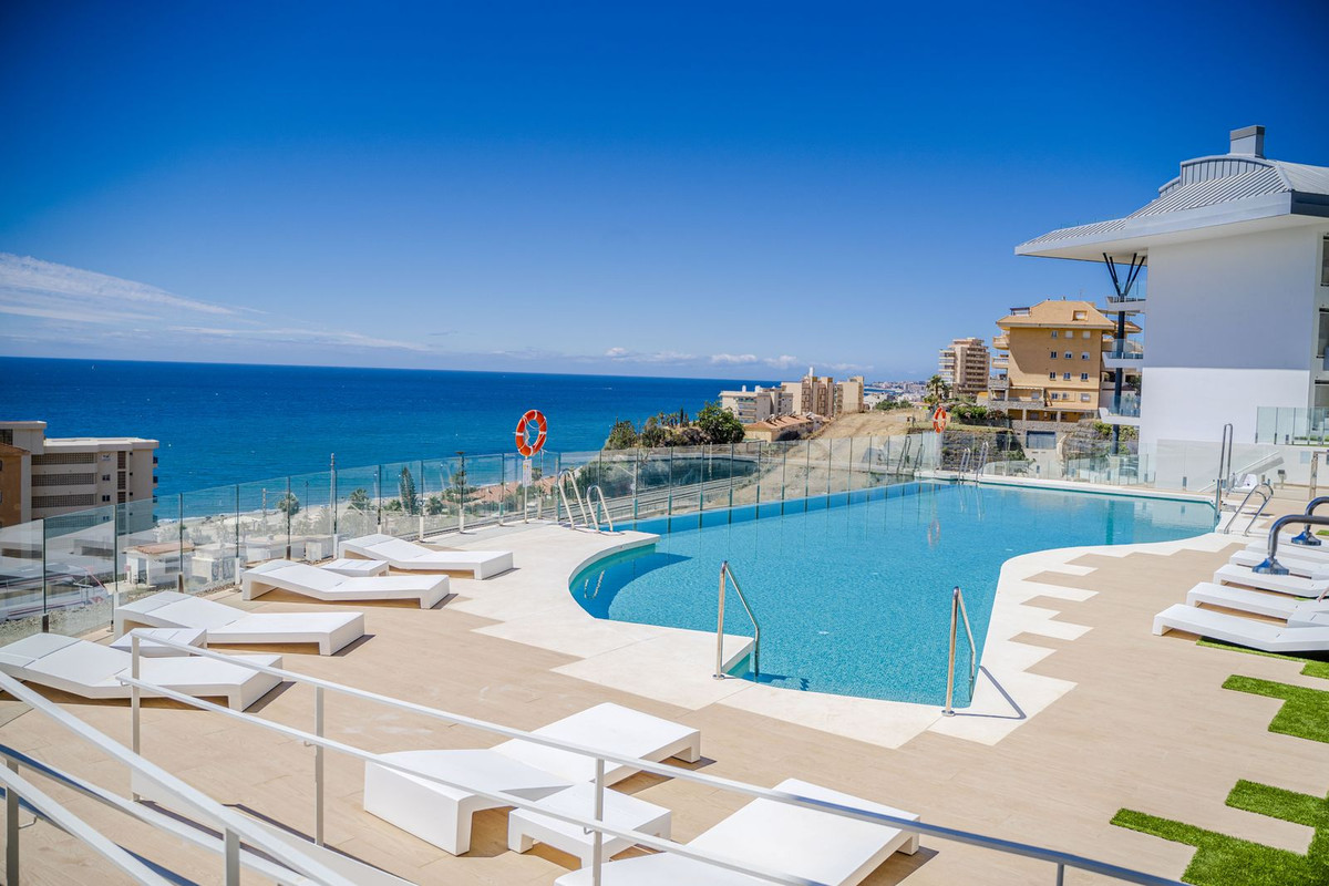 Te koop Middle Floor Apartment Costa Del Sol Fuengirola € 910.000,-