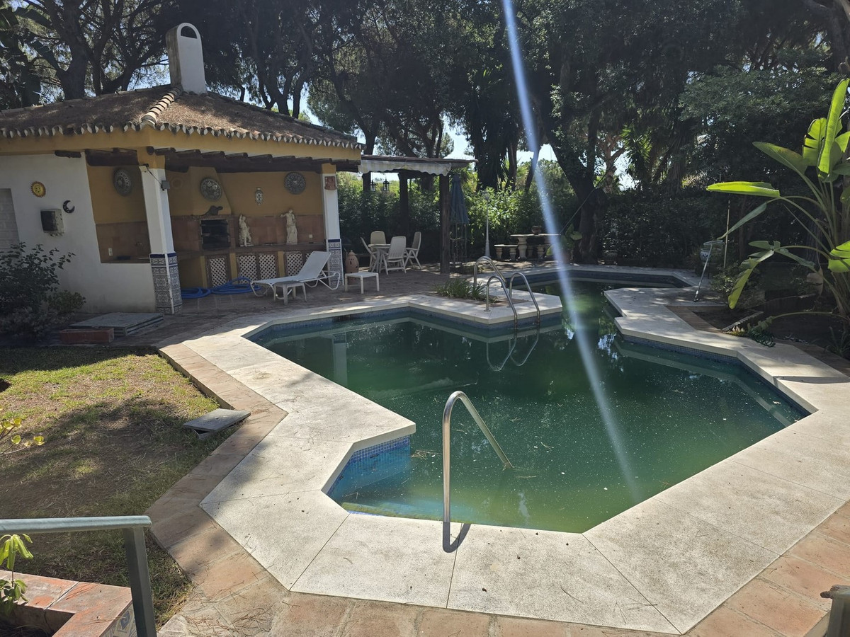 Te koop Vrijstaande Villa Costa Del Sol Calahonda € 890.000,-