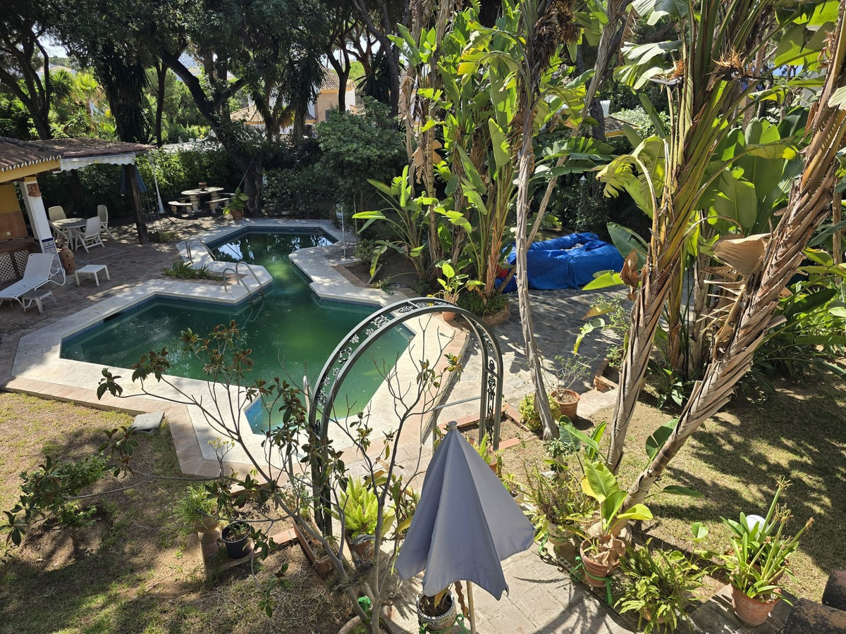 Te koop Vrijstaande Villa Costa Del Sol Calahonda € 890.000,-