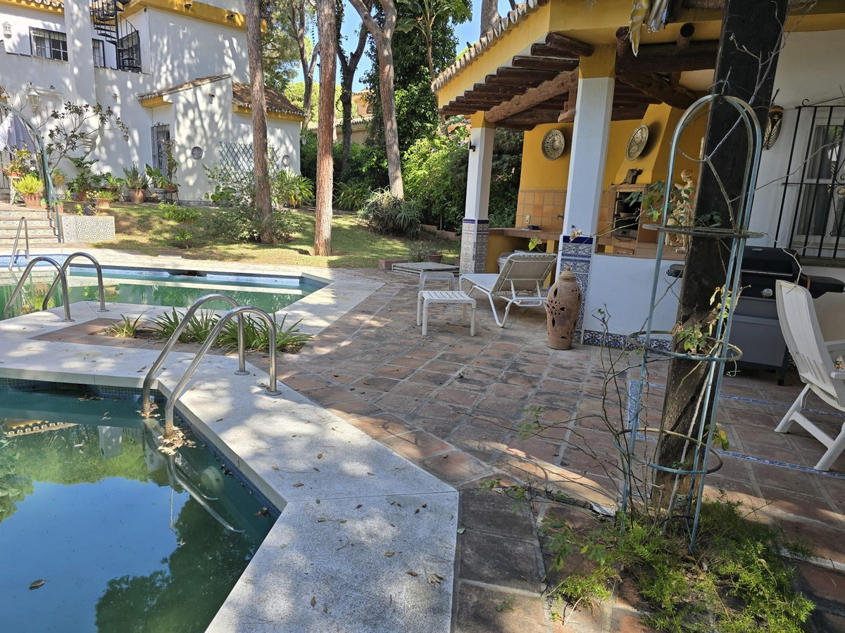 Te koop Vrijstaande Villa Costa Del Sol Calahonda € 890.000,-