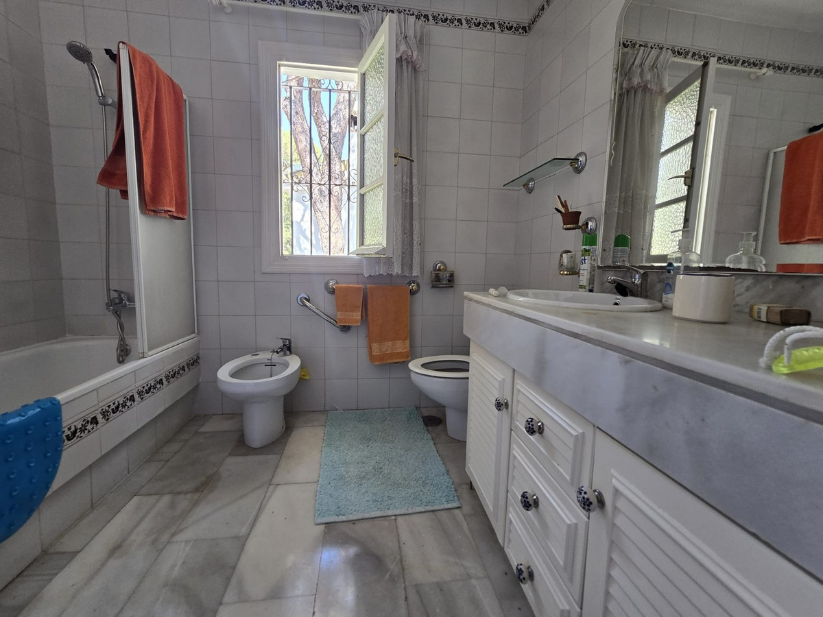 Te koop Vrijstaande Villa Costa Del Sol Calahonda € 890.000,-