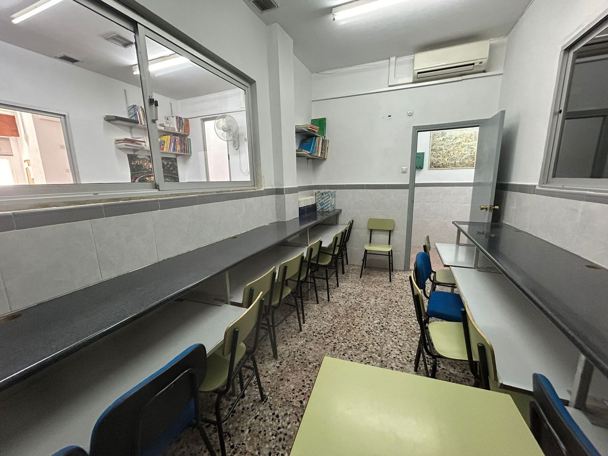 Te koop Bedrijfspanden Costa Del Sol Torremolinos € 220.000,-