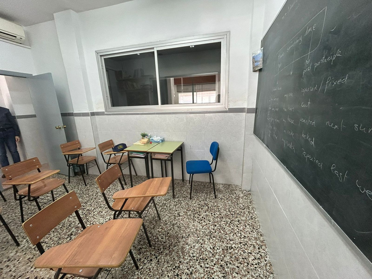 Te koop Bedrijfspanden Costa Del Sol Torremolinos € 220.000,-