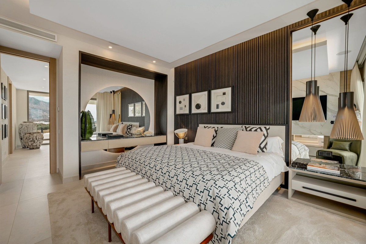 Te koop Half vrijstaand huis Costa Del Sol Nueva Andalucía € 4.900.000,-