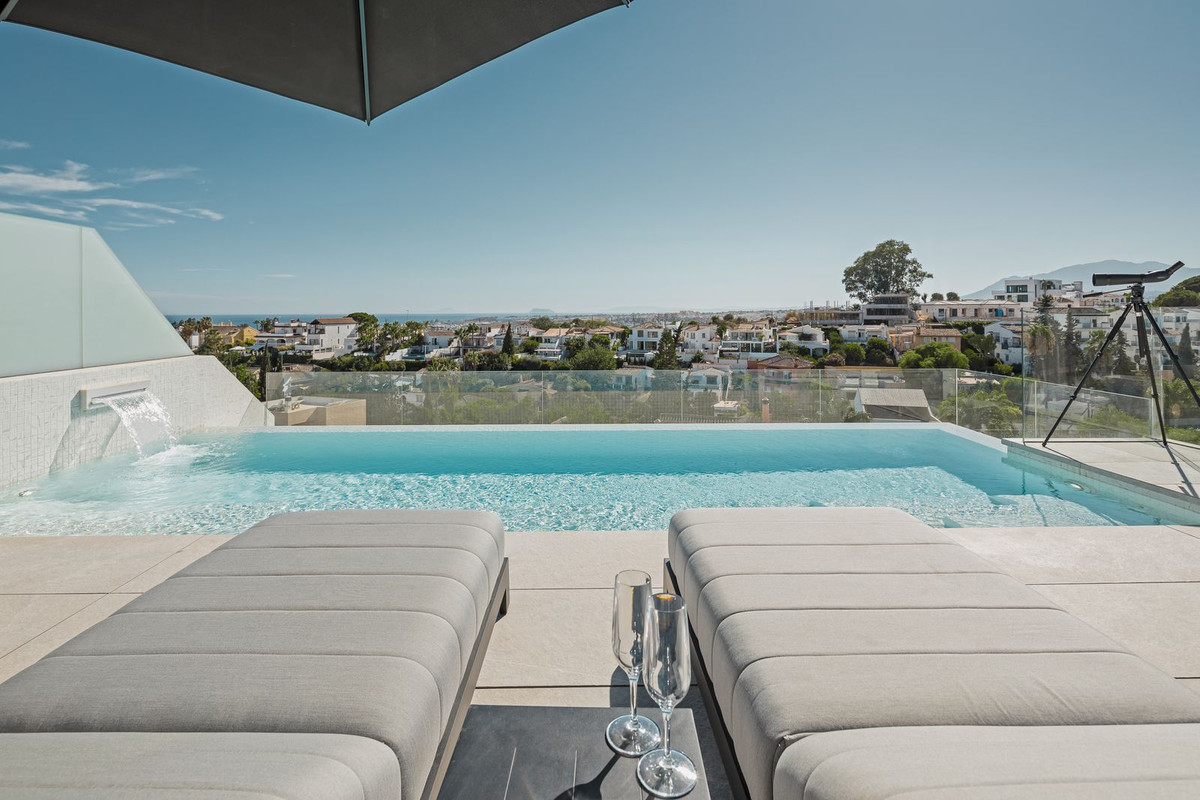 Te koop Half vrijstaand huis Costa Del Sol Nueva Andalucía € 4.900.000,-