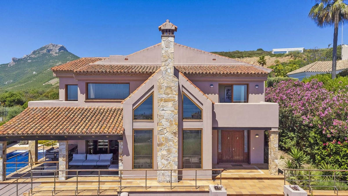 Te koop Vrijstaande Villa Costa Del Sol La Alcaidesa € 2.200.000,-