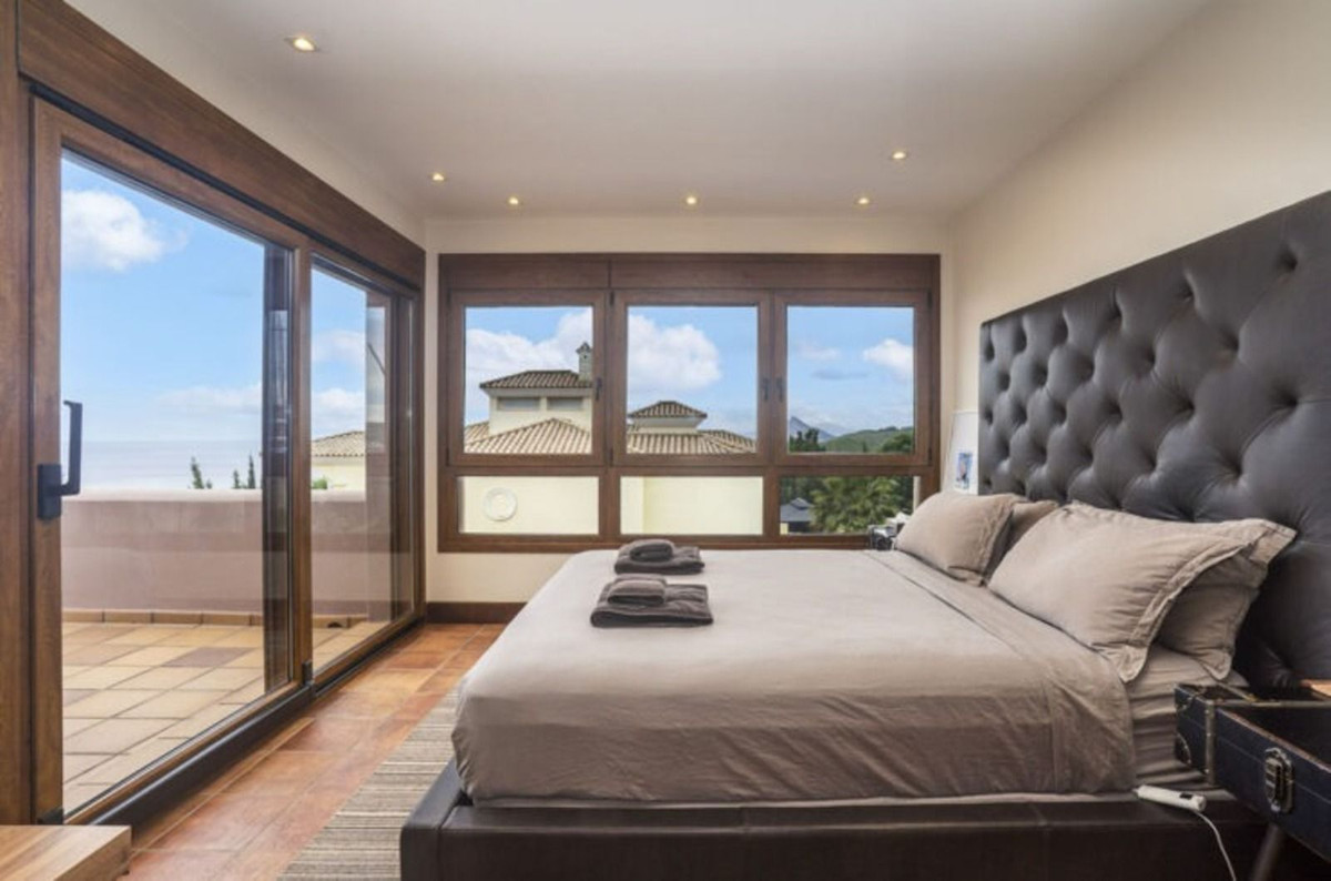 Te koop Vrijstaande Villa Costa Del Sol La Alcaidesa € 2.200.000,-