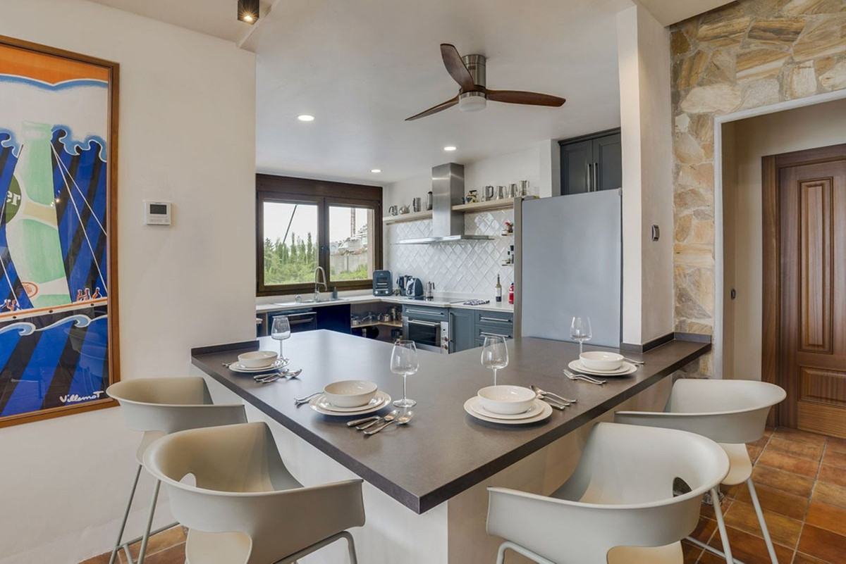 Te koop Vrijstaande Villa Costa Del Sol La Alcaidesa € 2.200.000,-