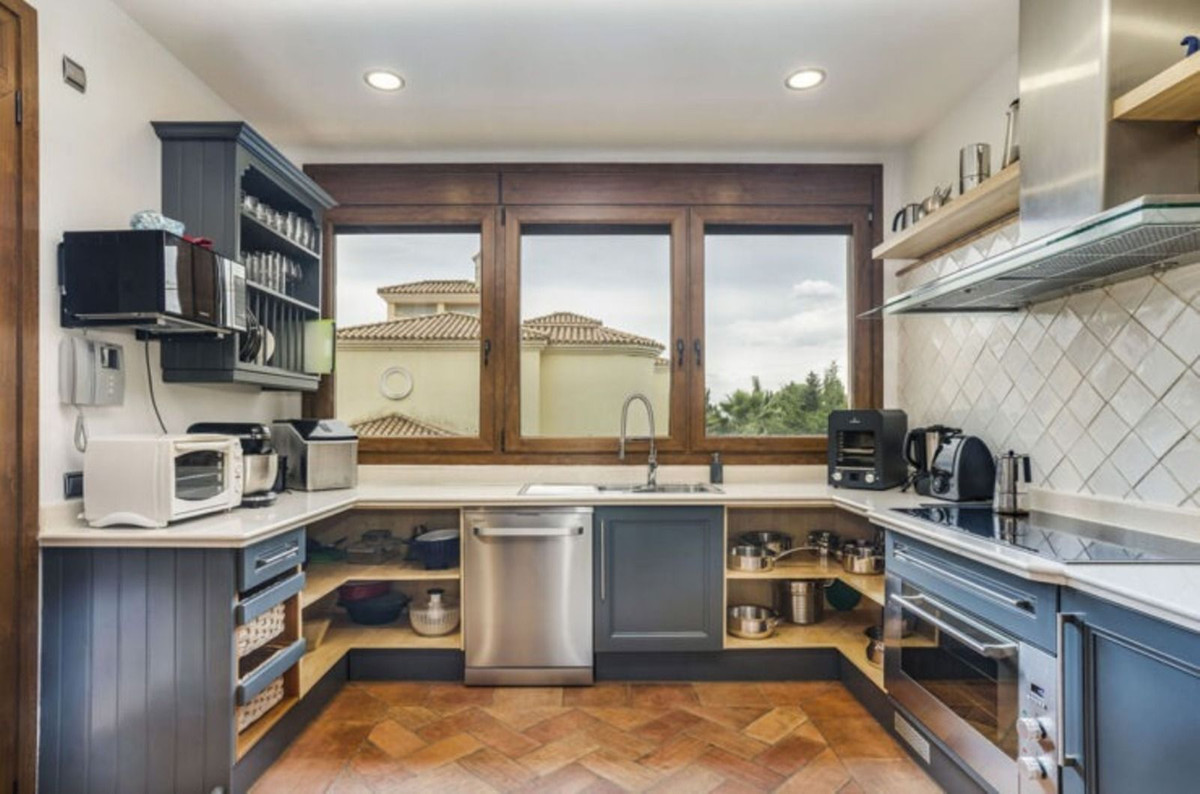 Te koop Vrijstaande Villa Costa Del Sol La Alcaidesa € 2.200.000,-