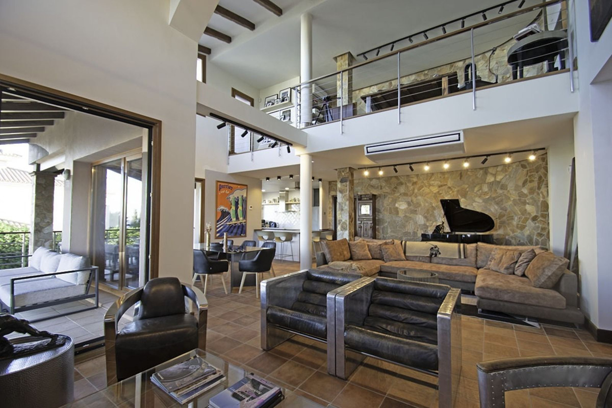 Te koop Vrijstaande Villa Costa Del Sol La Alcaidesa € 2.200.000,-