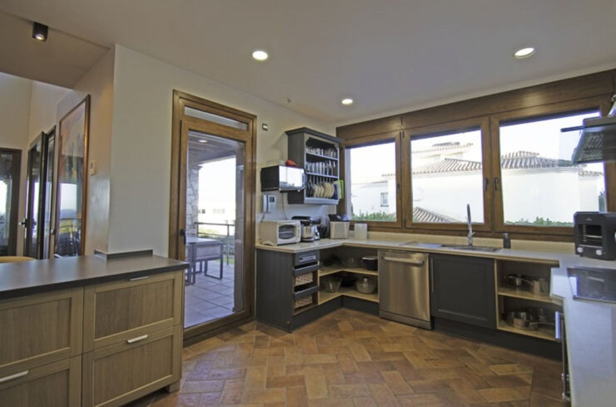 Te koop Vrijstaande Villa Costa Del Sol La Alcaidesa € 2.200.000,-