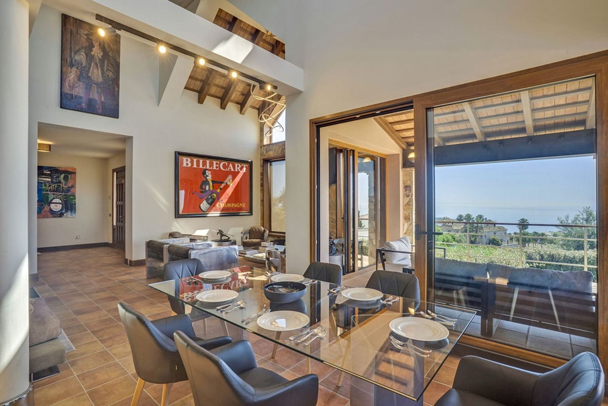 Te koop Vrijstaande Villa Costa Del Sol La Alcaidesa € 2.200.000,-