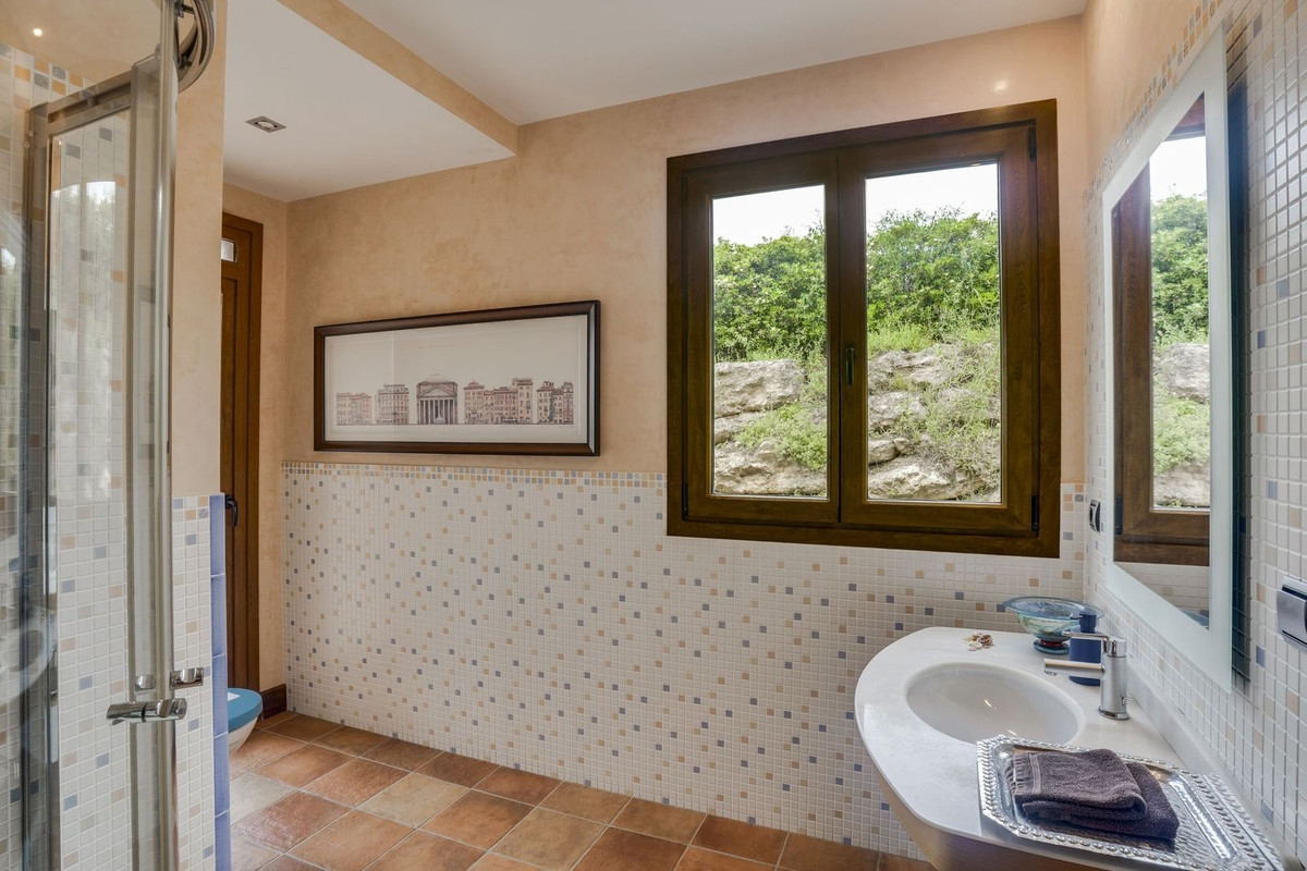 Te koop Vrijstaande Villa Costa Del Sol La Alcaidesa € 2.200.000,-