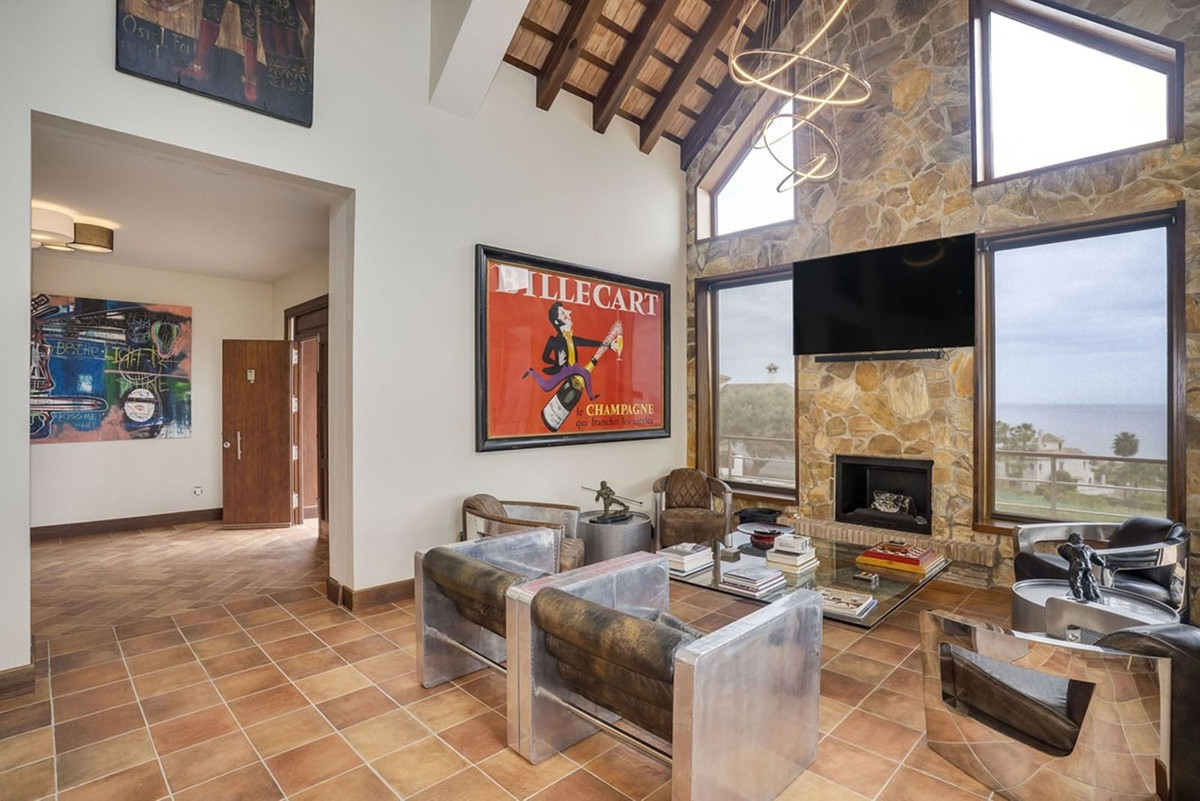 Te koop Vrijstaande Villa Costa Del Sol La Alcaidesa € 2.200.000,-