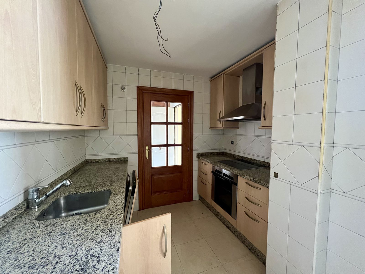 Te koop Middle Floor Apartment Costa Del Sol La Cala Hills € 265.000,-