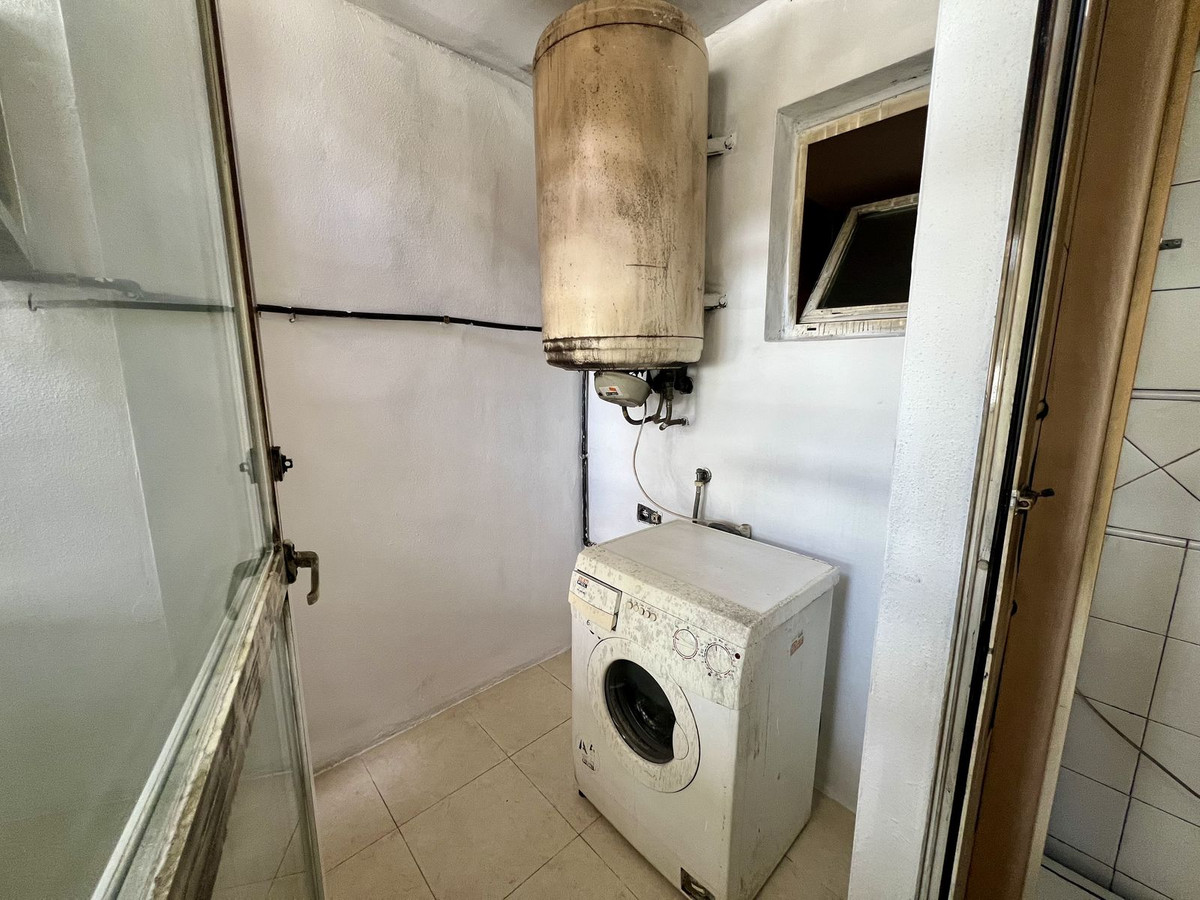 Te koop Middle Floor Apartment Costa Del Sol La Cala Hills € 265.000,-