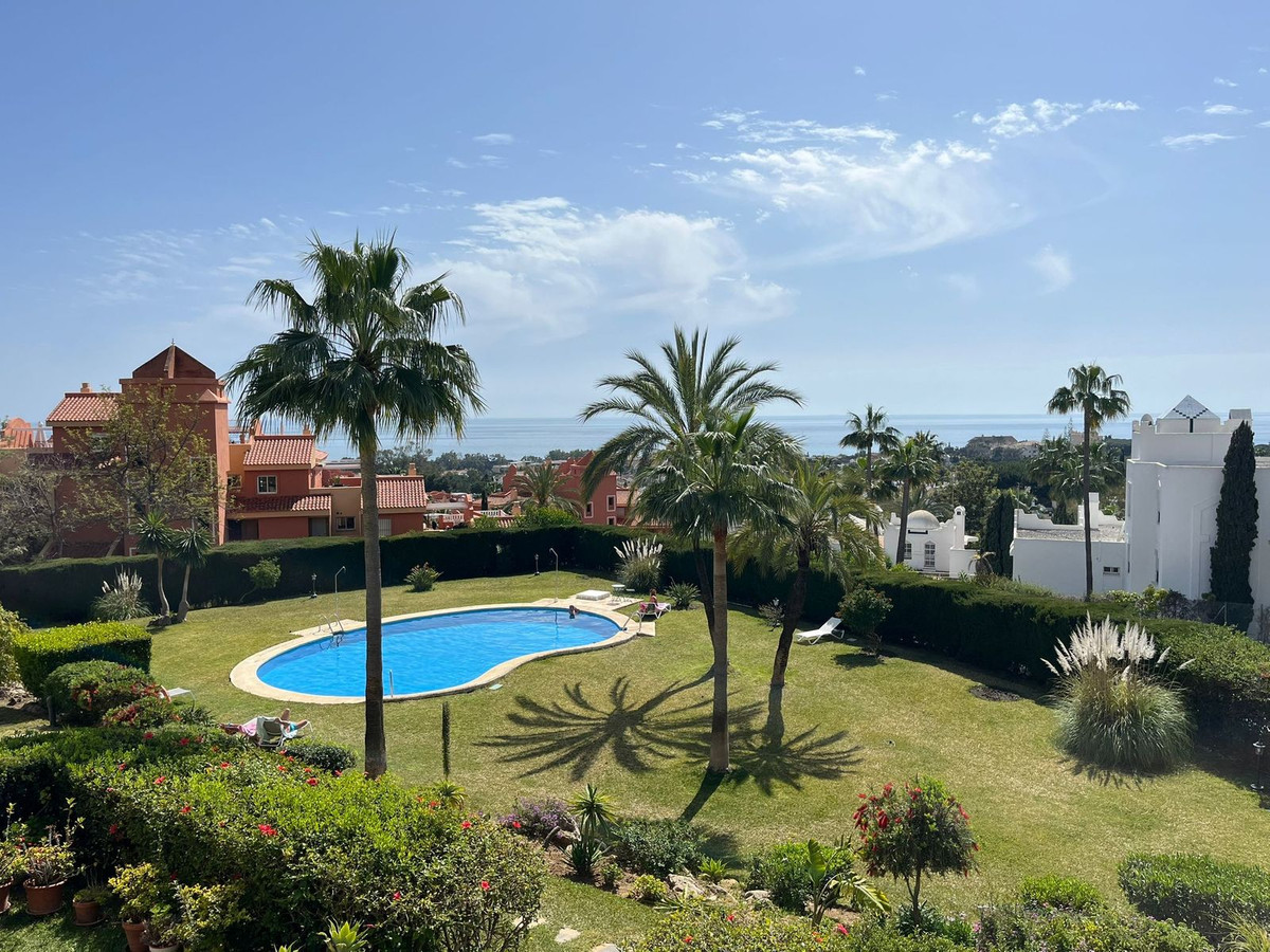 Te koop Middle Floor Apartment Costa Del Sol Reserva De Marbella € 389.000,-