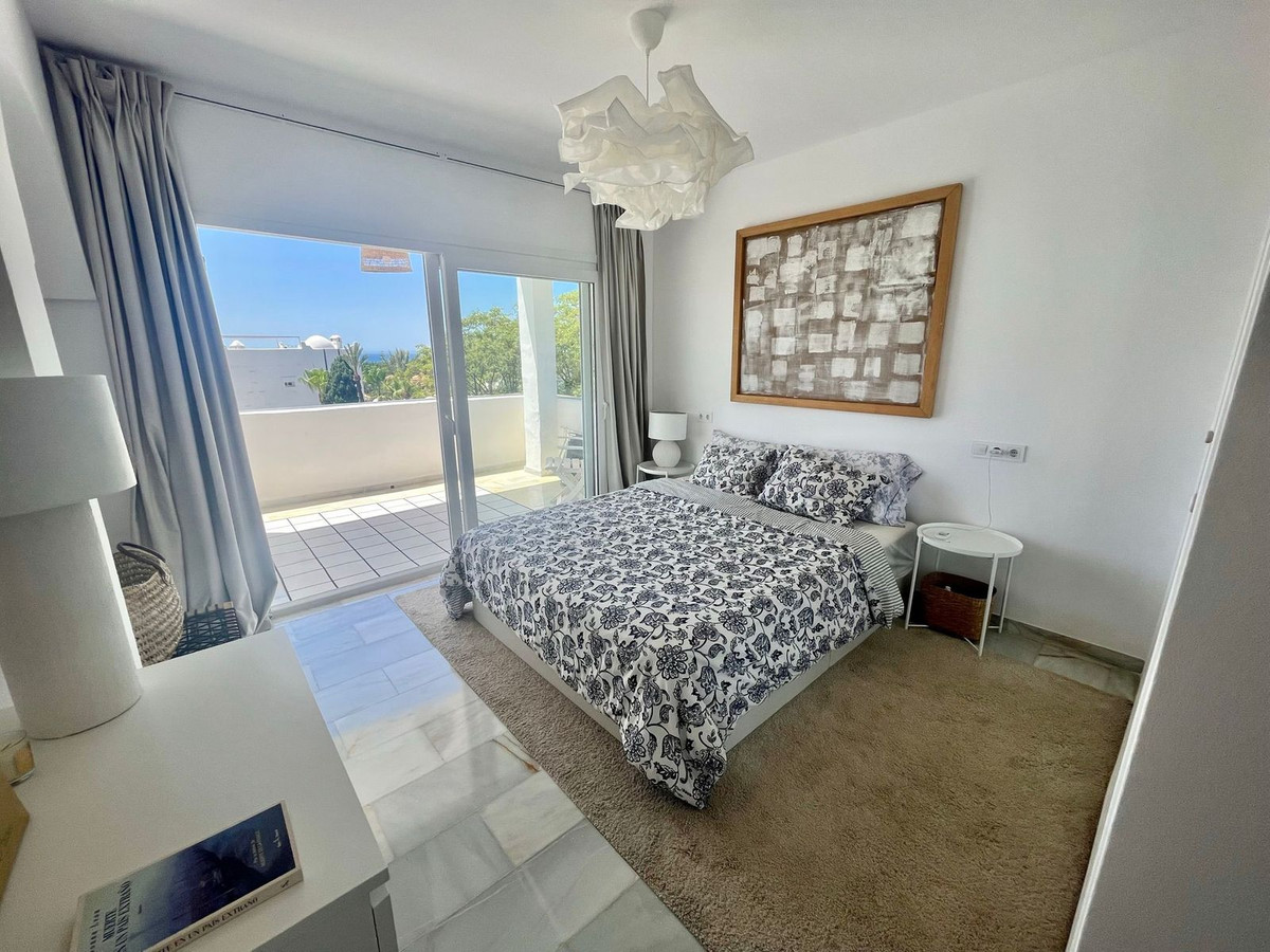 Te koop Middle Floor Apartment Costa Del Sol Reserva De Marbella € 389.000,-