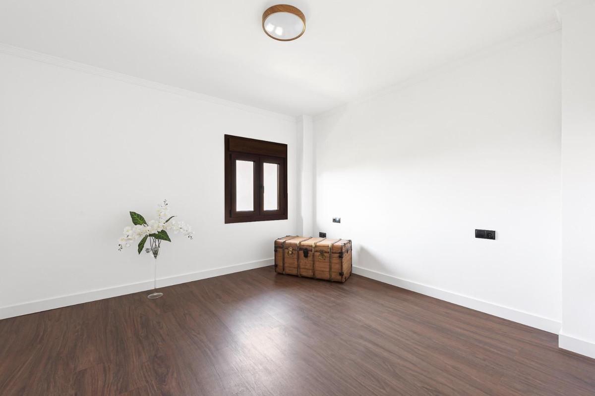 Te koop Vrijstaande Villa Costa Del Sol Málaga Este € 930.000,-