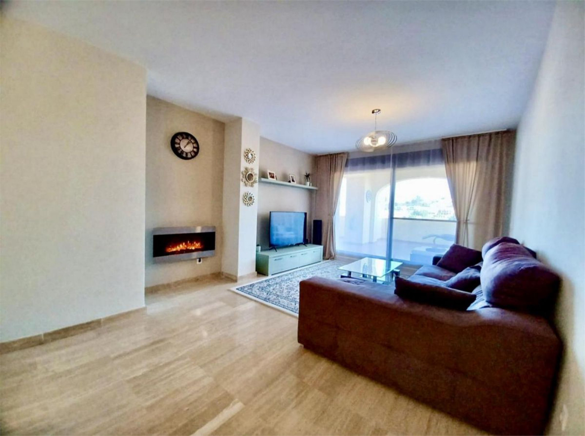 Te koop Middle Floor Apartment Costa Del Sol Estepona € 367.500,-